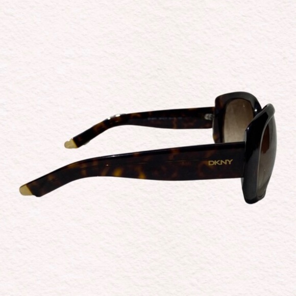 DKNY sunglasses - Picture 3 of 3